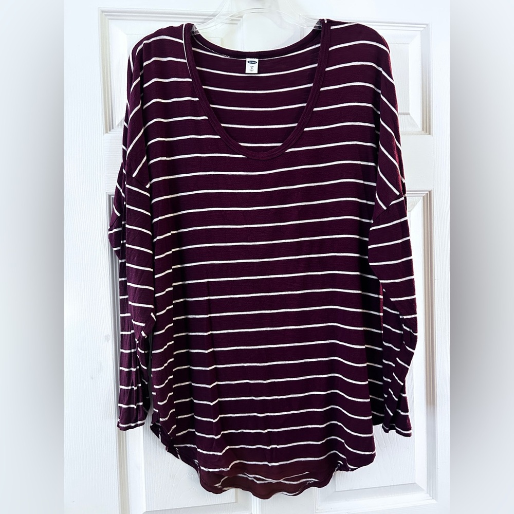 Old Navy Women's Long Sleeve Striped Top - Burgundy and White